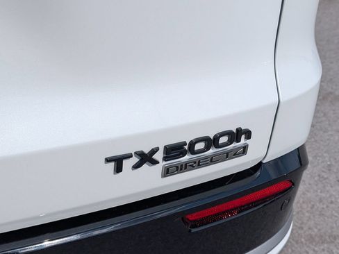 Used 2026 Lexus TX 500h AWD w/ Technology Package image 24