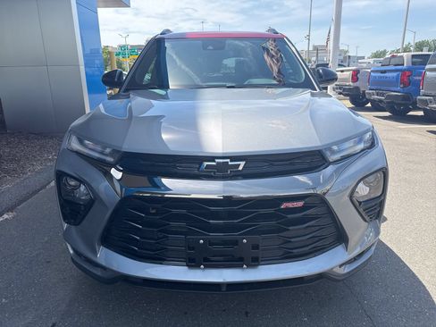 Used 2023 Chevrolet TrailBlazer RS FWD image 3
