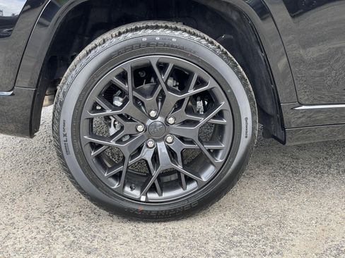 Used 2025 Jeep Grand Cherokee Summit w/ Adv Protech Group IV AWD/4WD image 61