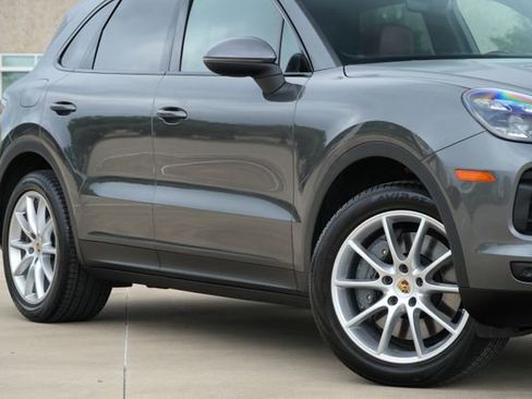 Used 2019 Porsche Cayenne S AWD/4WD image 19