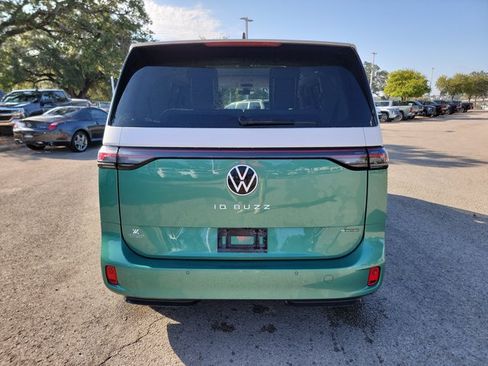 Used 2025 Volkswagen ID. Buzz 1st Edition AWD/4WD image 6