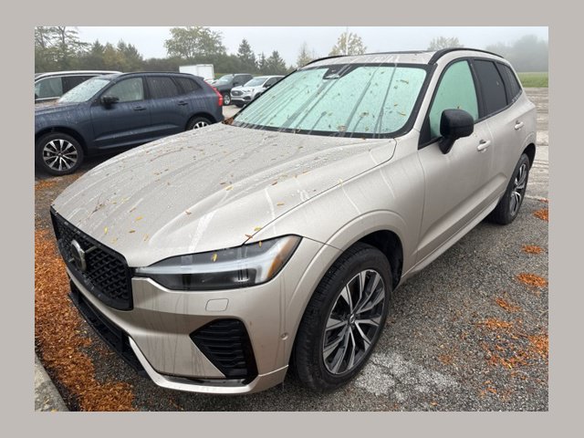Used 2024 Volvo XC60 B5 Plus w/ Climate Package AWD/4WD image 1