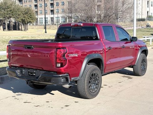 Used 2024 Chevrolet Colorado Trail Boss w/ Technology Package image 4