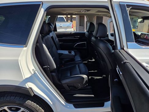 Used 2020 Kia Telluride EX FWD image 60