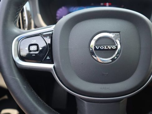 Used 2023 Volvo XC60 B5 Plus w/ Climate Package AWD/4WD image 16