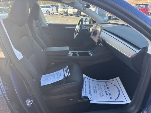 Used 2024 Tesla Model Y Long Range image 15