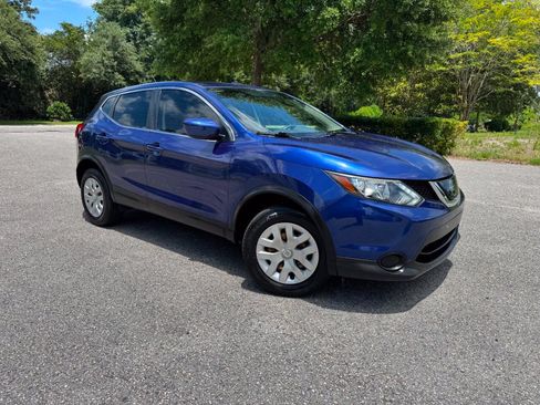 Used 2019 Nissan Rogue Sport S FWD image 8
