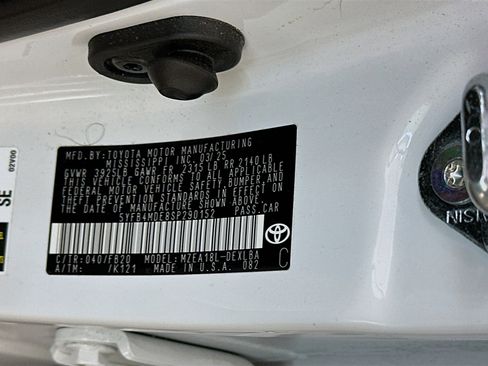 Used 2025 Toyota Corolla LE image 12