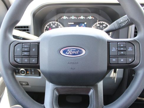 Used 2026 Ford F250 XL w/ XL Chrome Package RWD image 24