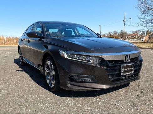 Used 2018 Honda Accord EX-L image 3