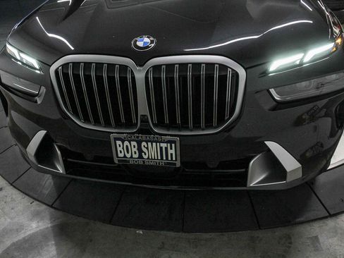 Certified 2023 BMW X7 xDrive40i w/ Premium Package image 11