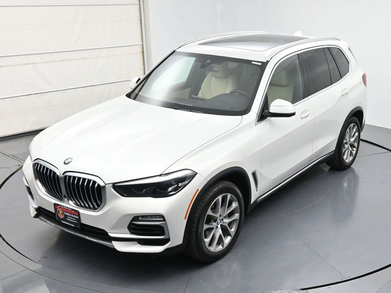 Used 2021 BMW X5 xDrive40i w/ Convenience Package AWD/4WD image 44