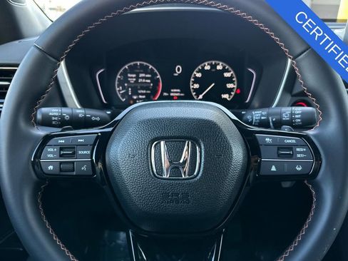 Certified 2025 Honda Pilot Sport image 26