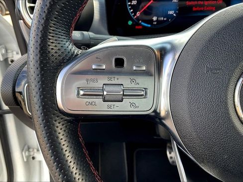 Used 2022 Mercedes-Benz CLA 250 image 17