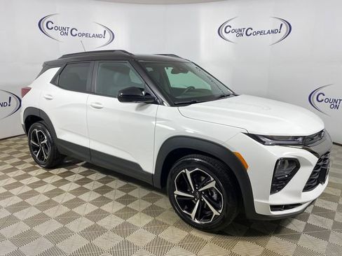 Certified 2023 Chevrolet TrailBlazer RS w/ Convenience Package image 9