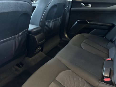 Used 2022 Kia K5 LXS FWD image 12