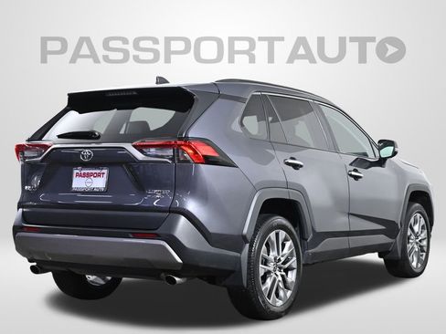 Used 2022 Toyota RAV4 Limited image 9