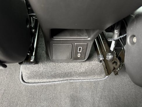 Used 2025 Buick Encore GX Preferred image 13