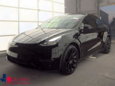 Used 2021 Tesla Model Y Long Range AWD/4WD image 1