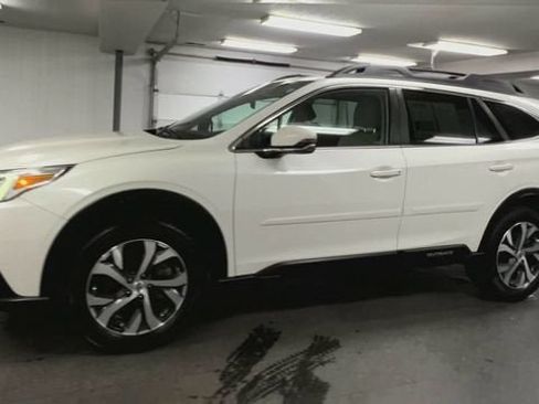 Used 2022 Subaru Outback Limited XT AWD/4WD image 4