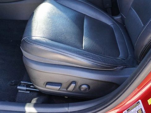 Used 2022 Hyundai Kona Limited image 13