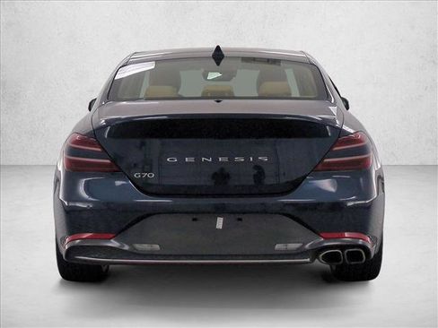 Used 2022 Genesis G70 2.0T w/ Prestige Package RWD image 7
