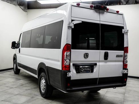 Used 2023 RAM ProMaster 3500 FWD image 10