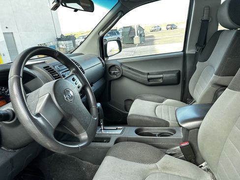 Used 2006 Nissan Xterra S w/ (U01) Utility Pkg image 9