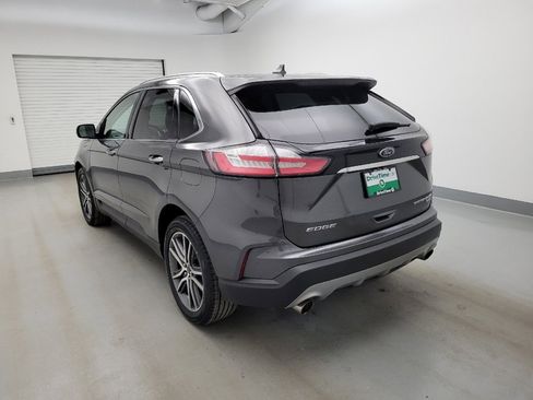 Used 2019 Ford Edge Titanium w/ Cold Weather Package AWD/4WD image 5