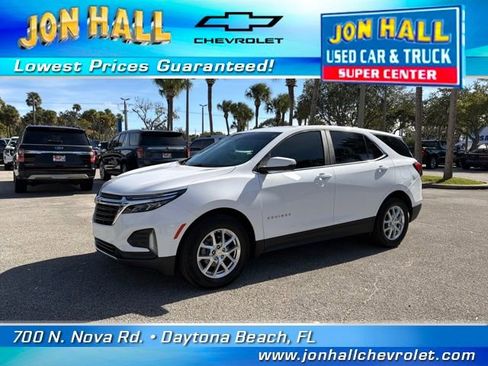 Used 2022 Chevrolet Equinox LT image 2