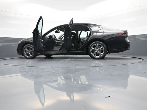 Certified 2023 Honda Accord EX image 46