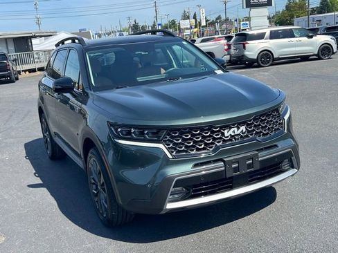 Certified 2022 Kia Sorento SX Prestige w/ Rust Color Package AWD/4WD image 5