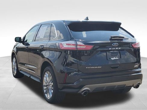 Used 2022 Ford Edge Titanium w/ Equipment Group 301A AWD/4WD image 4