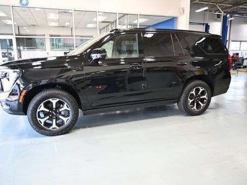 New 2026 GMC Yukon AT4 w/ AT4 Premium Plus Package AWD/4WD image 7