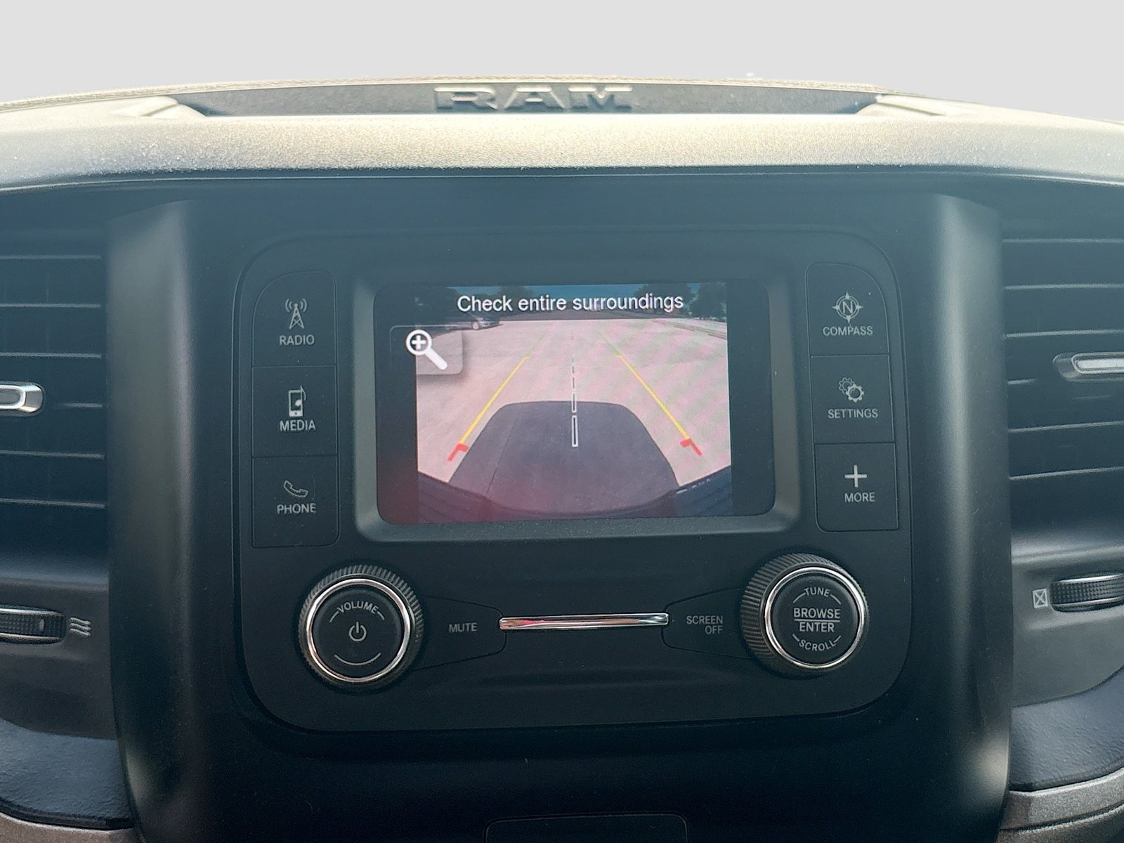 Used 2023 RAM 2500 Tradesman AWD/4WD image 13