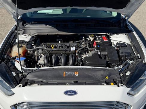 Used 2014 Ford Fusion S image 41
