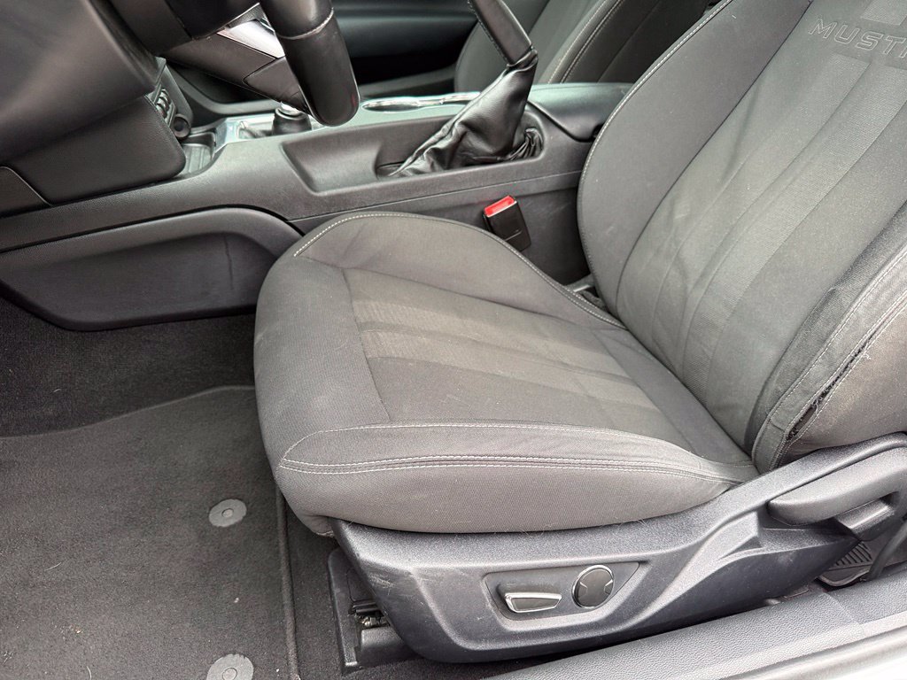 Used 2019 Ford Mustang GT w/ Black Accent Package RWD image 23