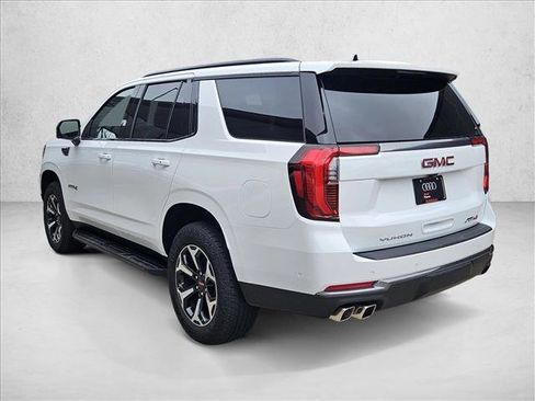Used 2026 GMC Yukon AT4 w/ AT4 Preferred Package AWD/4WD image 7