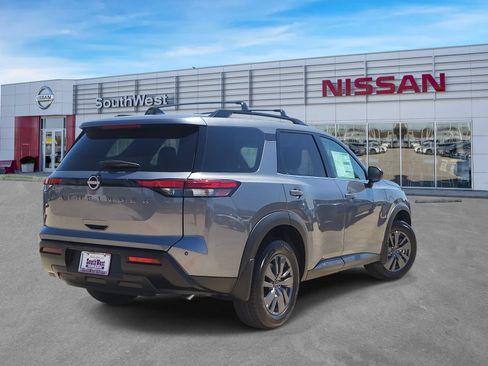 New 2026 Nissan Pathfinder SV FWD image 5