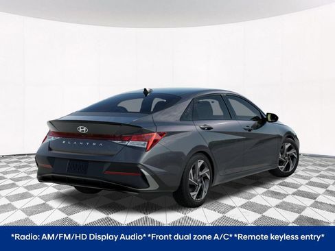 Used 2026 Hyundai Elantra SEL Sport Premium FWD image 6