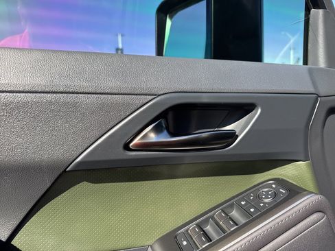 Used 2025 Lexus GX 550 image 13