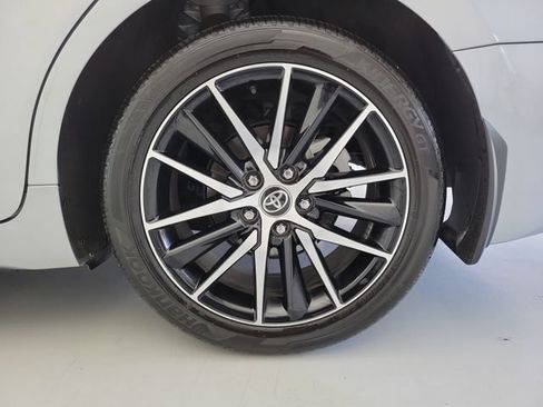 Used 2023 Toyota Camry SE FWD image 11