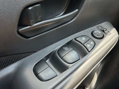 Certified 2025 Nissan Kicks Play S FWD image 12