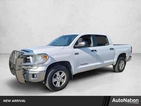 Used 2014 Toyota Tundra SR5 image 1