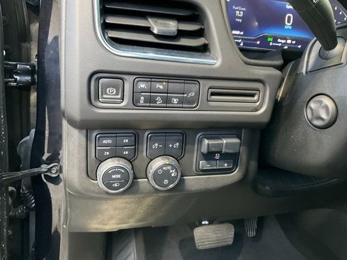 Used 2022 Chevrolet Tahoe Z71 w/ Z71 Off-Road Package image 10