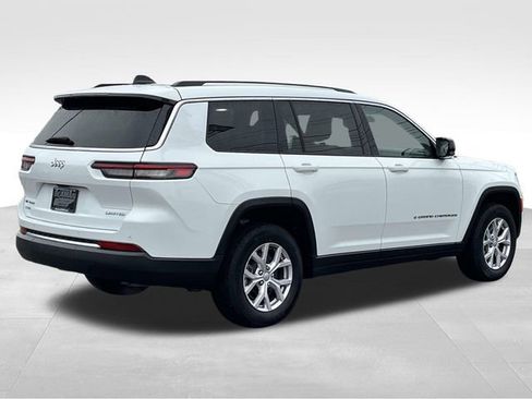 Used 2022 Jeep Grand Cherokee L Limited image 7