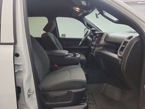 Used 2024 RAM 3500 Tradesman w/ Chrome Appearance Group image 24