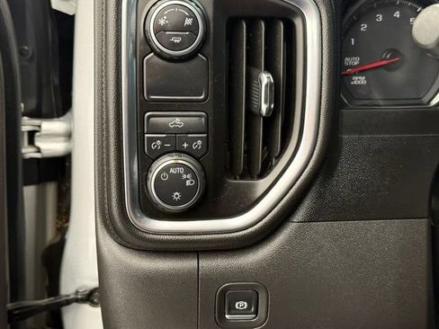 Used 2019 Chevrolet Silverado 1500 LT w/ Texas Edition RWD image 33