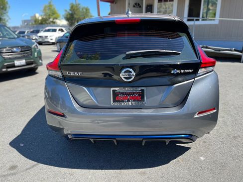 Used 2021 Nissan Leaf S w/ S Charge Package FWD image 6