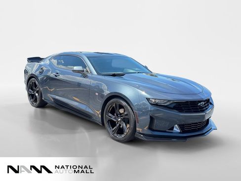 Used 2019 Chevrolet Camaro LT w/ RS Package RWD image 7